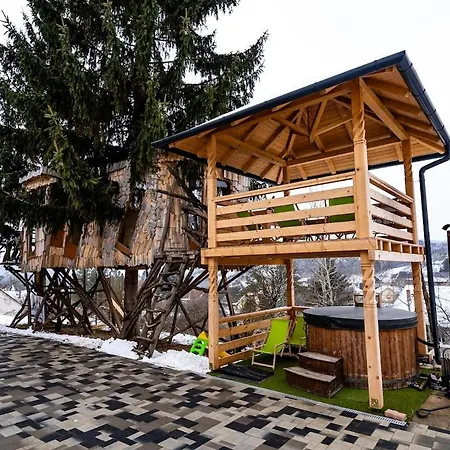 Fenyoliget - Premium Csaladi Шальготарьян