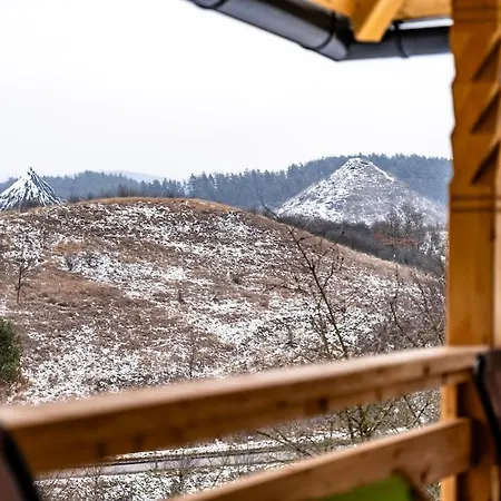 Fenyoliget - Premium Csaladi Апартаменты *