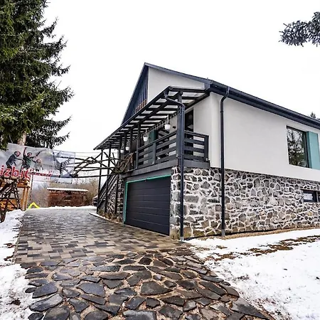 Апартаменты Fenyoliget - Premium Csaladi Шальготарьян